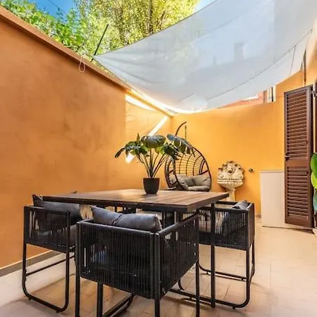 Apartment Capo 15 *