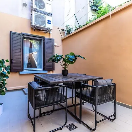 Capo 15 Apartment *